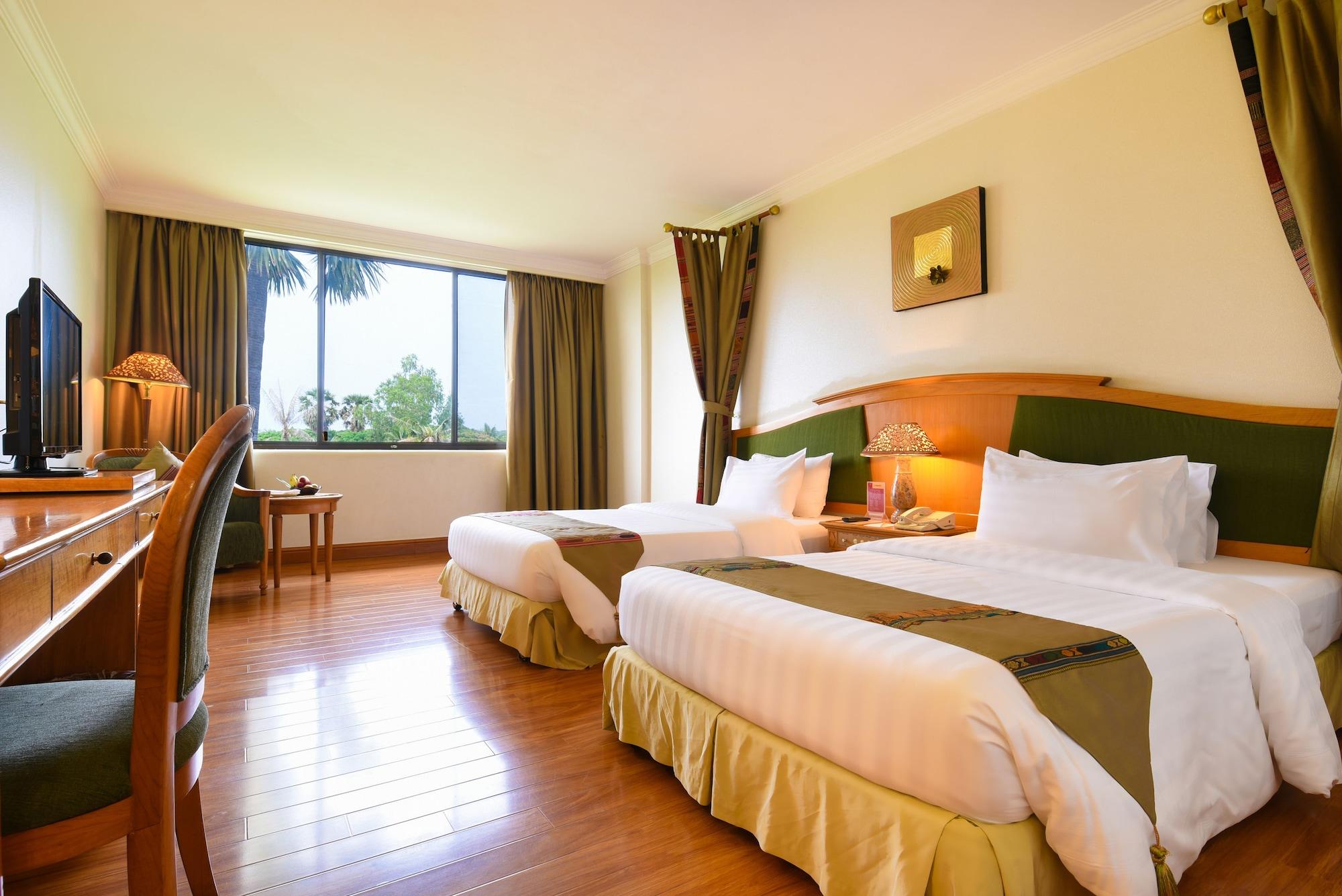 Angkor Century & Hotel 5*