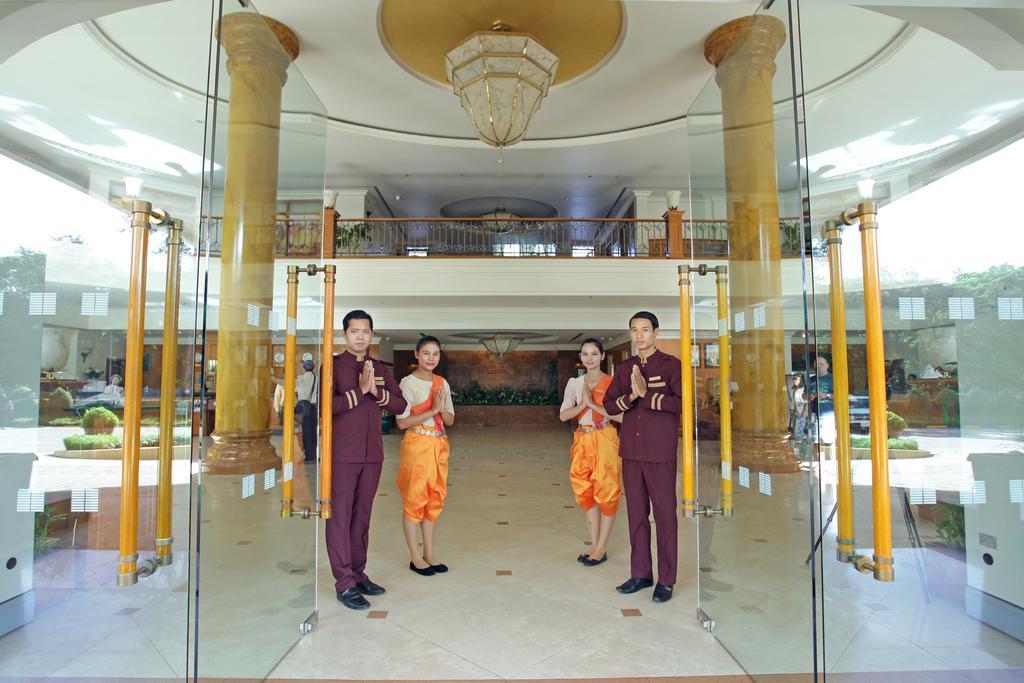 Hotel Angkor Century & 5*