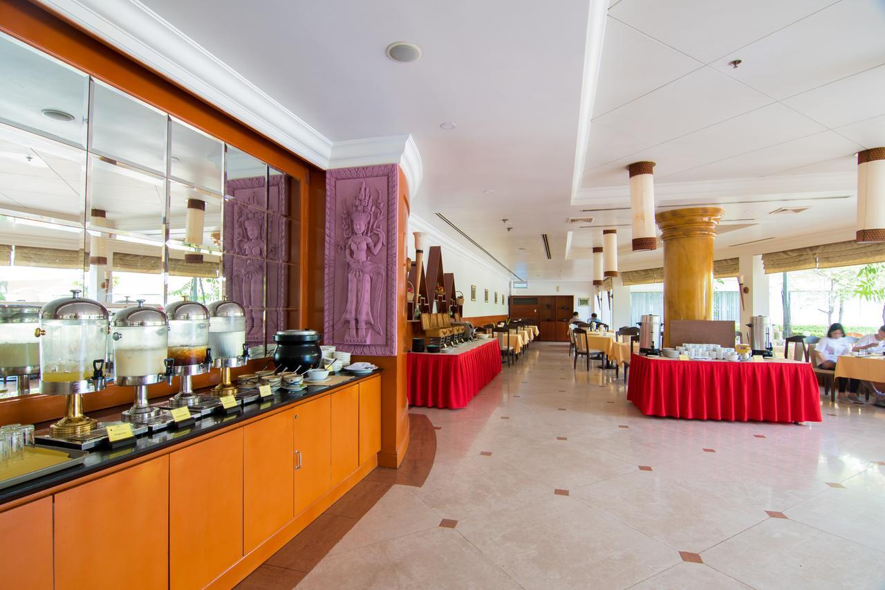 Angkor Century & 5*