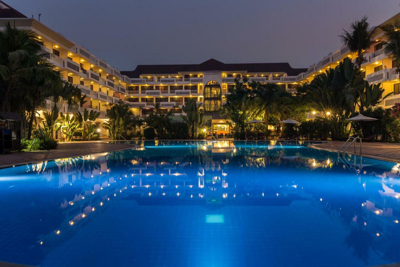 Hotel Angkor Century & Siem Reap