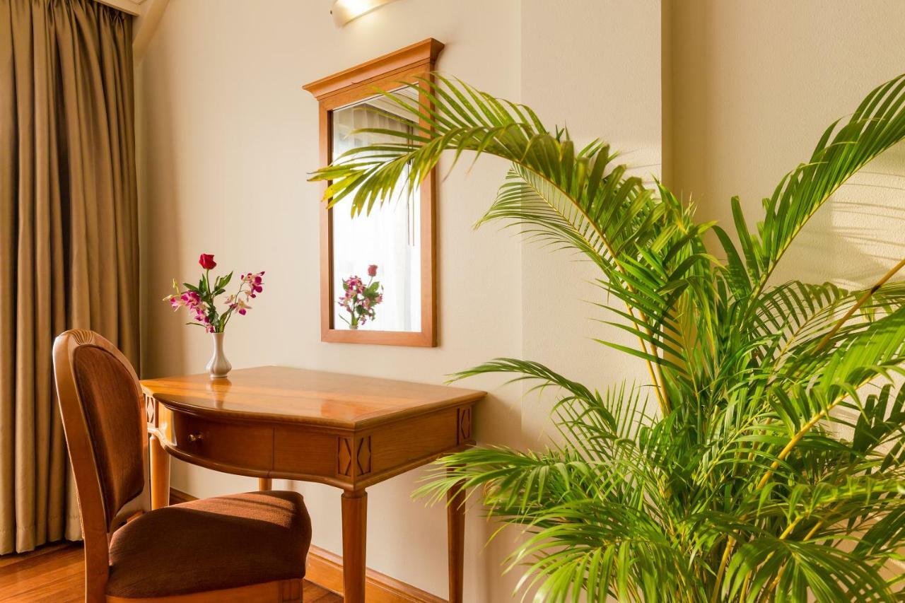 Angkor Century & Hotel