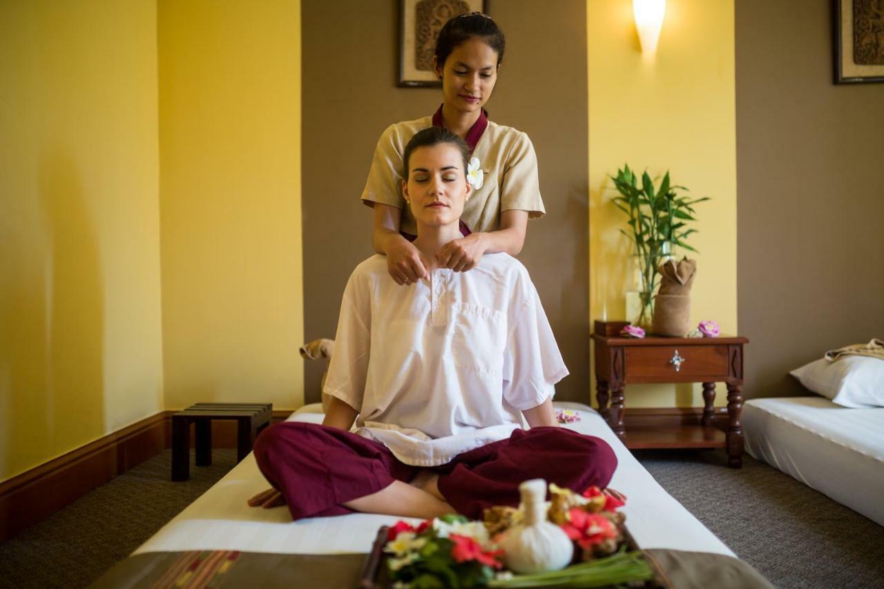 Hotel Angkor Century &